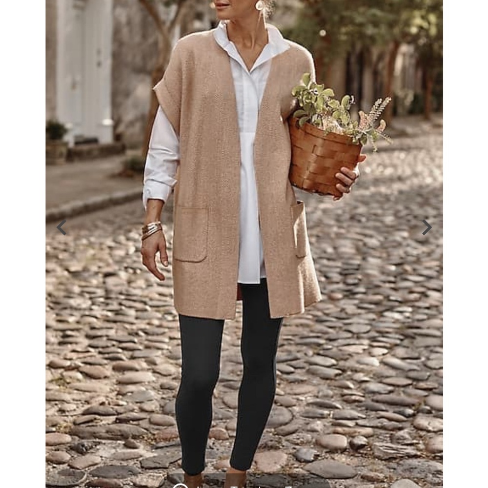 J Jill NWOT.  Black Slim-Fitting Leggings for a Casual Look
